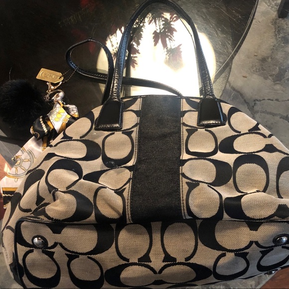 Vintage Y2K Coach Fabric Black & Gray Signature Shoulder Bag w/ Leather Straps - Picture 5 of 15